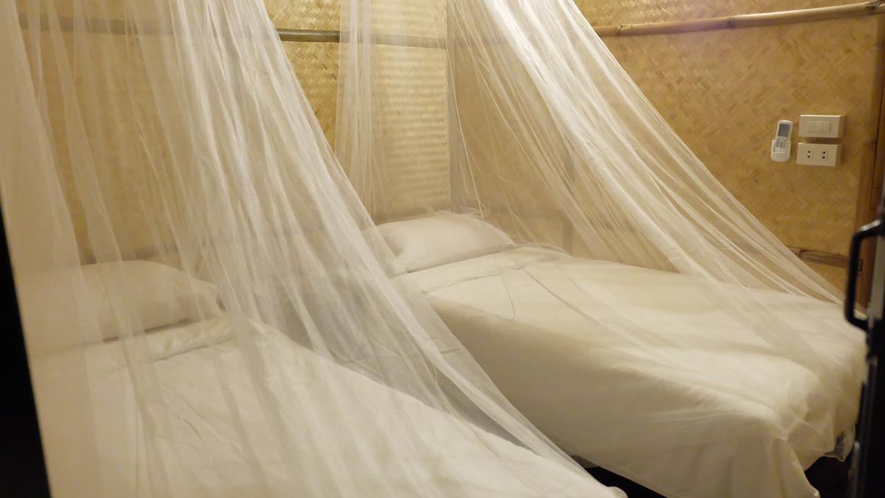 Lanna House Lanna Hut Chiangmai Bed & Breakfast Chiang Mai Exterior photo